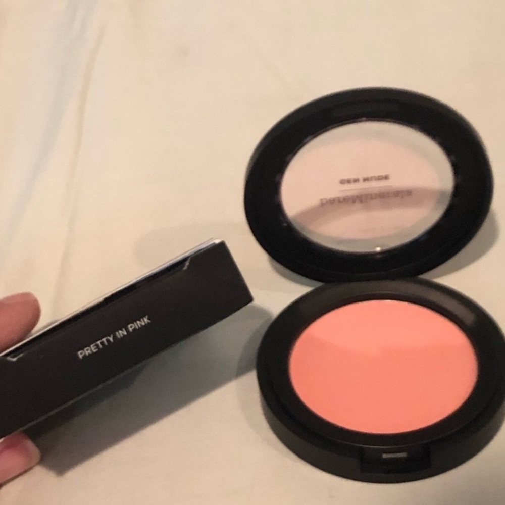 GEN NUD POWDER BLUSH
